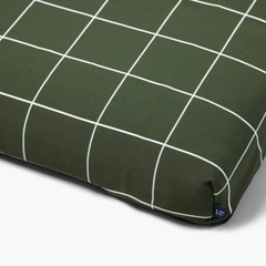 Hunter Green Grid Dog Bed