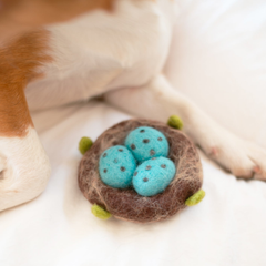 Robin's Nest Wool Dog & Cat Toy