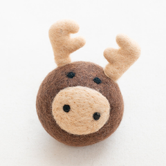 Moose Beastball - Biscuit & Bell